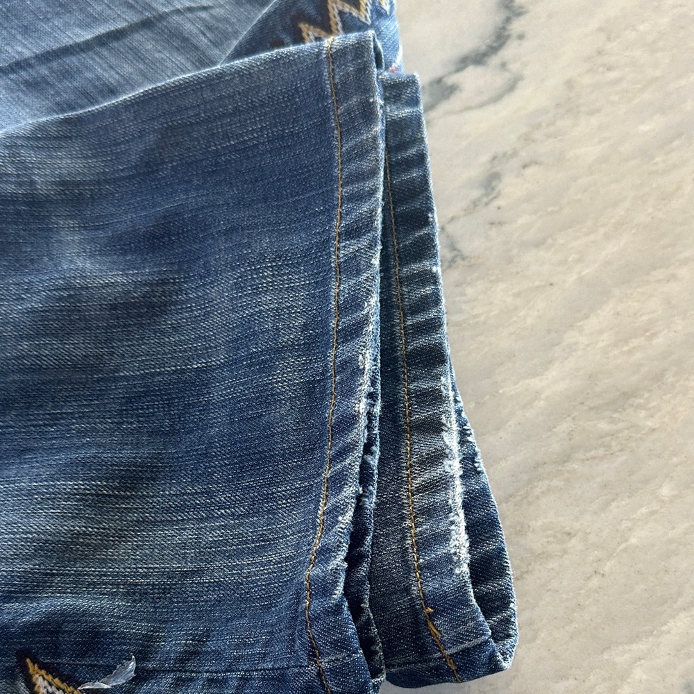 Fabulous Double D Ranch Embroidered Jeans - Size 6: 28x33 - Picture 7 of 11